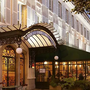 *** Hotel Western De France Francia